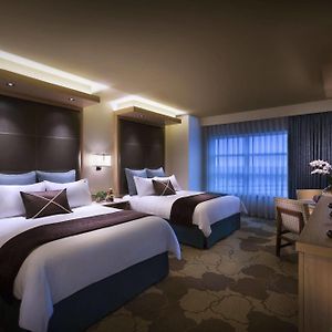 Deluxe Turm Zimmer mit Kingsize-Bett